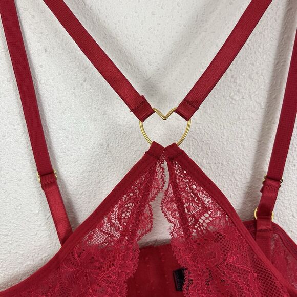 NWT Frederick's of Hollywood Lover Red Bra & Crotchless Panty Set Size 1X/2X - Picture 4 of 8